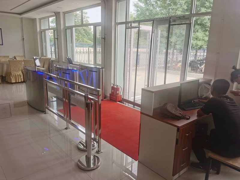 山西太原某國(guó)營(yíng)企業(yè)食堂 (1)