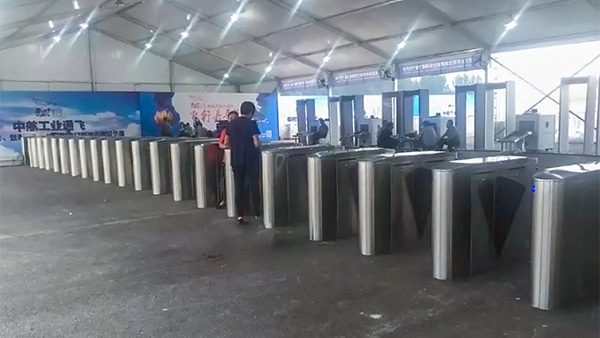 閘機基本組成部分有哪些？